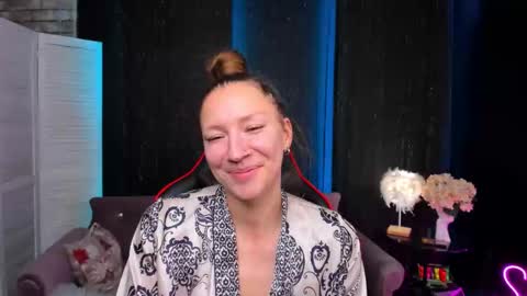 Snapshot of mollynay chatting on December 4, 1:04 am hi im Molly heregreat boobs big heart warm pussy online show from December 4, 1:04 am