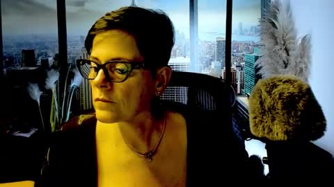 Snapshot of mollysun chatting on November 16, 5:40 pm MollySun Nina Randmann online show from November 16, 5:40 pm