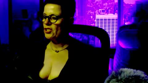 Snapshot of mollysun chatting on November 27, 7:05 pm MollySun Nina Randmann online show from November 27, 7:05 pm