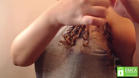 Snapshot of mollywayne chatting on December 5, 1:49 pm Molly Join my social networks online show from December 5, 1:49 pm