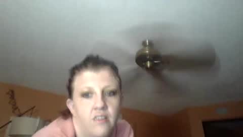 Snapshot of molotovfoxtail chatting on January 11, 9:57 am Molotovfoxtail online show from January 11, 9:57 am