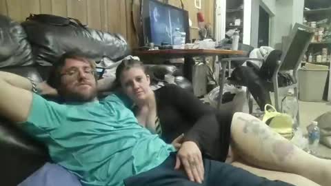 Snapshot of molotovfoxtail chatting on November 11, 7:52 am Molotovfoxtail online show from November 11, 7:52 am