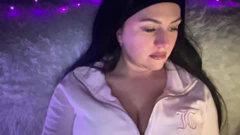 Rihanna online show from January 16, 5:50 pm