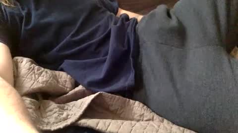 Snapshot of mommy_maker chatting on February 15, 8:11 pm mommy_maker online show from February 15, 8:11 pm