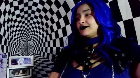 Mommy Bubbles online show from March 24, 12:15 am