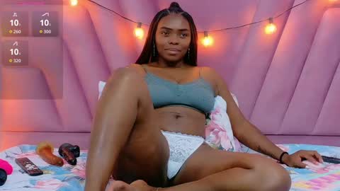 Snapshot of mommywebcam chatting on October 23, 2:33 am DINAH online show from October 23, 2:33 am