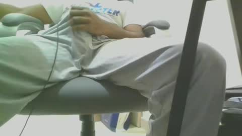 Mommy Lover online show from March 18, 9:29 pm