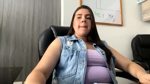 Mona online show from September 16, 1:34 pm