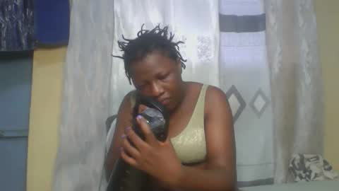 Snapshot of monalisaah chatting on November 28, 10:29 am monalisaah online show from November 28, 10:29 am