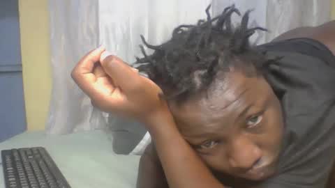 Snapshot of monalisaah chatting on December 1, 1:49 pm monalisaah online show from December 1, 1:49 pm