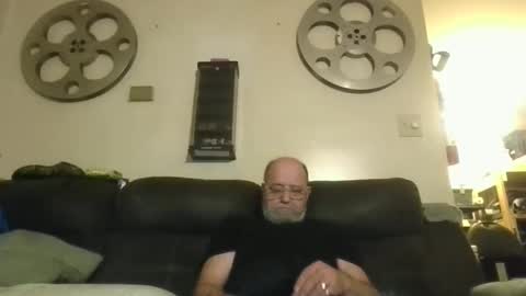 Snapshot of mondaymonday chatting on January 5, 10:32 am mondaymonday online show from January 5, 10:32 am