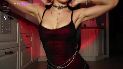 Snapshot of moni_carroll chatting on October 31, 5:58 pm Monia Help me get 20000 subscribers online show from October 31, 5:58 pm