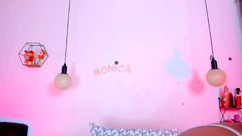 aleja      independent model       online show from April 19, 10:56 pm