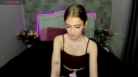 MonicaGold online show from November 3, 3:24 pm