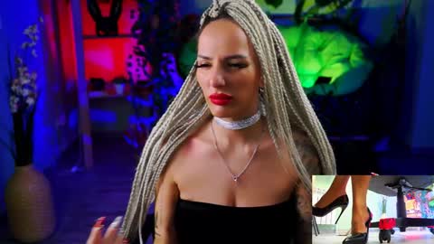 Monika online show from January 22, 1:53 pm