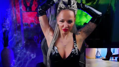 Monika online show from January 24, 3:34 pm