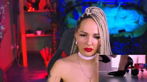 Monika online show from February 6, 6:35 pm