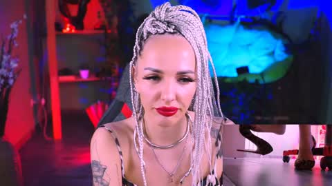 Monika online show from February 7, 4:46 pm