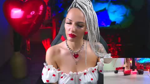 Monika online show from February 14, 11:53 am