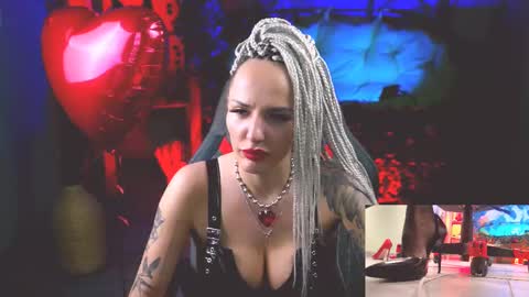 Monika online show from February 15, 3:39 pm