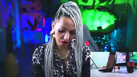 Monika online show from March 6, 3:24 pm