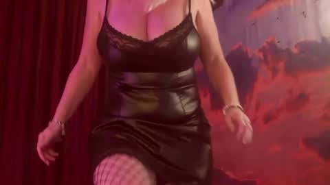 Snapshot of monicutex chatting on January 16, 2:19 am Monika online show from January 16, 2:19 am