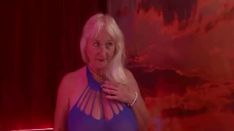 Snapshot of monicutex chatting on September 14, 2:00 am Monika online show from September 14, 2:00 am