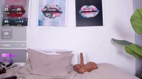 I am Monika online show from November 27, 8:55 pm