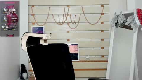 Monika online show from January 15, 11:30 pm