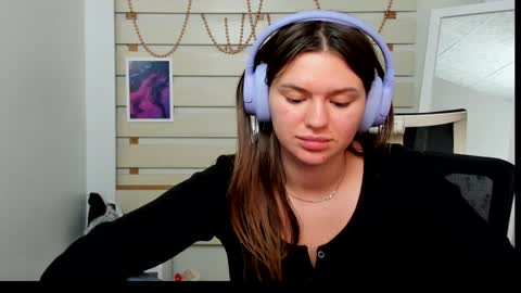 Monika online show from January 22, 6:20 pm