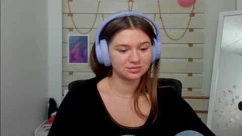 Monika online show from February 23, 10:28 am