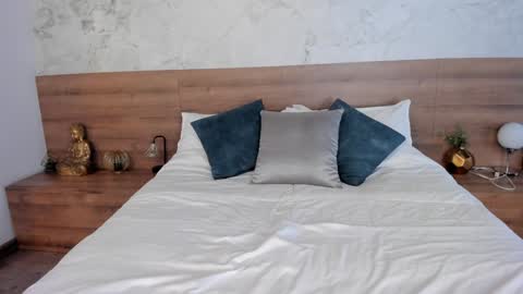 Monique  online show from January 31, 7:29 pm