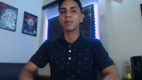 Snapshot of monkey_uchiha77 chatting on March 2, 6:05 am simon dice online show from March 2, 6:05 am