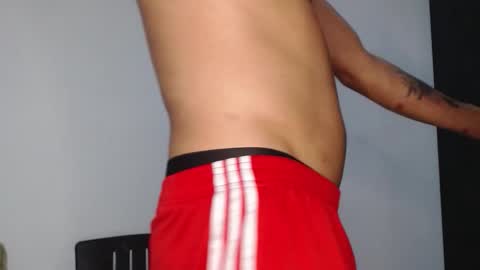 Snapshot of monkey_uchiha77 chatting on November 6, 2:12 am simon dice online show from November 6, 2:12 am