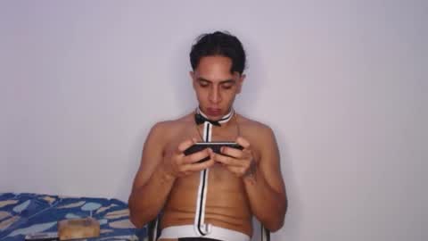 Snapshot of monkey_uchiha77 chatting on November 17, 3:01 am simon dice online show from November 17, 3:01 am