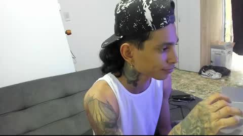 monkeyd_66 online show from December 11, 4:53 pm