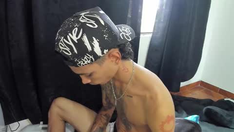 monkeyd_66 online show from September 19, 5:13 pm