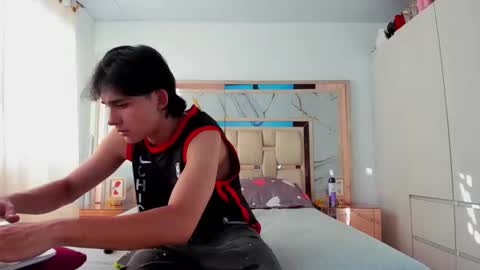 monky_0002 online show from March 22, 9:51 pm