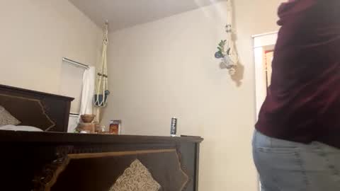 Monroe online show from January 31, 4:03 am