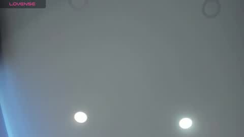   online show from November 25, 2:06 pm