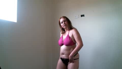 Snapshot of monserratsweet6 chatting on October 4, 5:33 pm monserratsweet6 online show from October 4, 5:33 pm