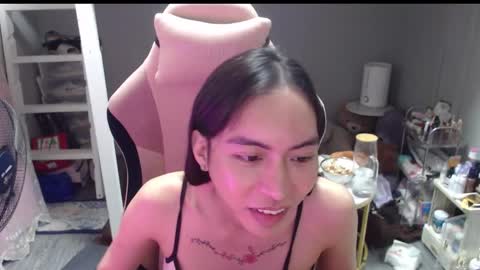 ELYSE A SIMPLE GIRL online show from January 10, 11:56 am