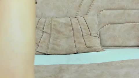 Linda Darling online show from December 30, 1:36 pm