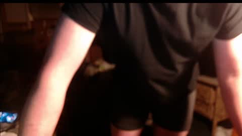 Snapshot of montana6897 chatting on January 28, 8:57 am Kingalby817 online show from January 28, 8:57 am