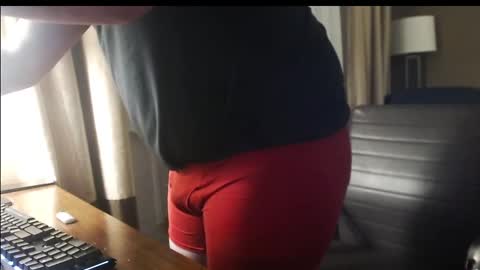 Snapshot of montana6897 chatting on March 6, 5:24 am Kingalby817 online show from March 6, 5:24 am