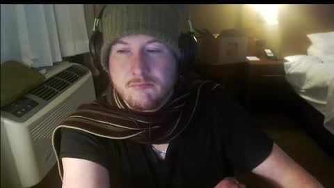 Snapshot of montana6897 chatting on March 7, 7:08 am Kingalby817 online show from March 7, 7:08 am