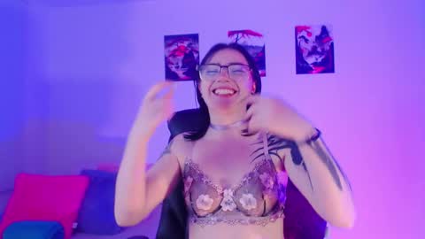 montreal_18 online show from February 19, 1:34 am