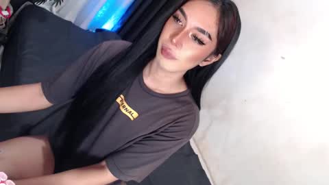 Snapshot of montrous_princessx chatting on January 13, 2:53 pm Princess take me to private or password show online show from January 13, 2:53 pm