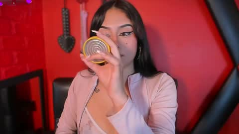 Monttserratt online show from March 30, 4:19 pm