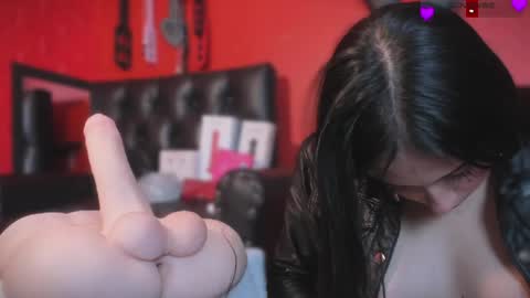 Monttserratt online show from April 20, 7:15 pm